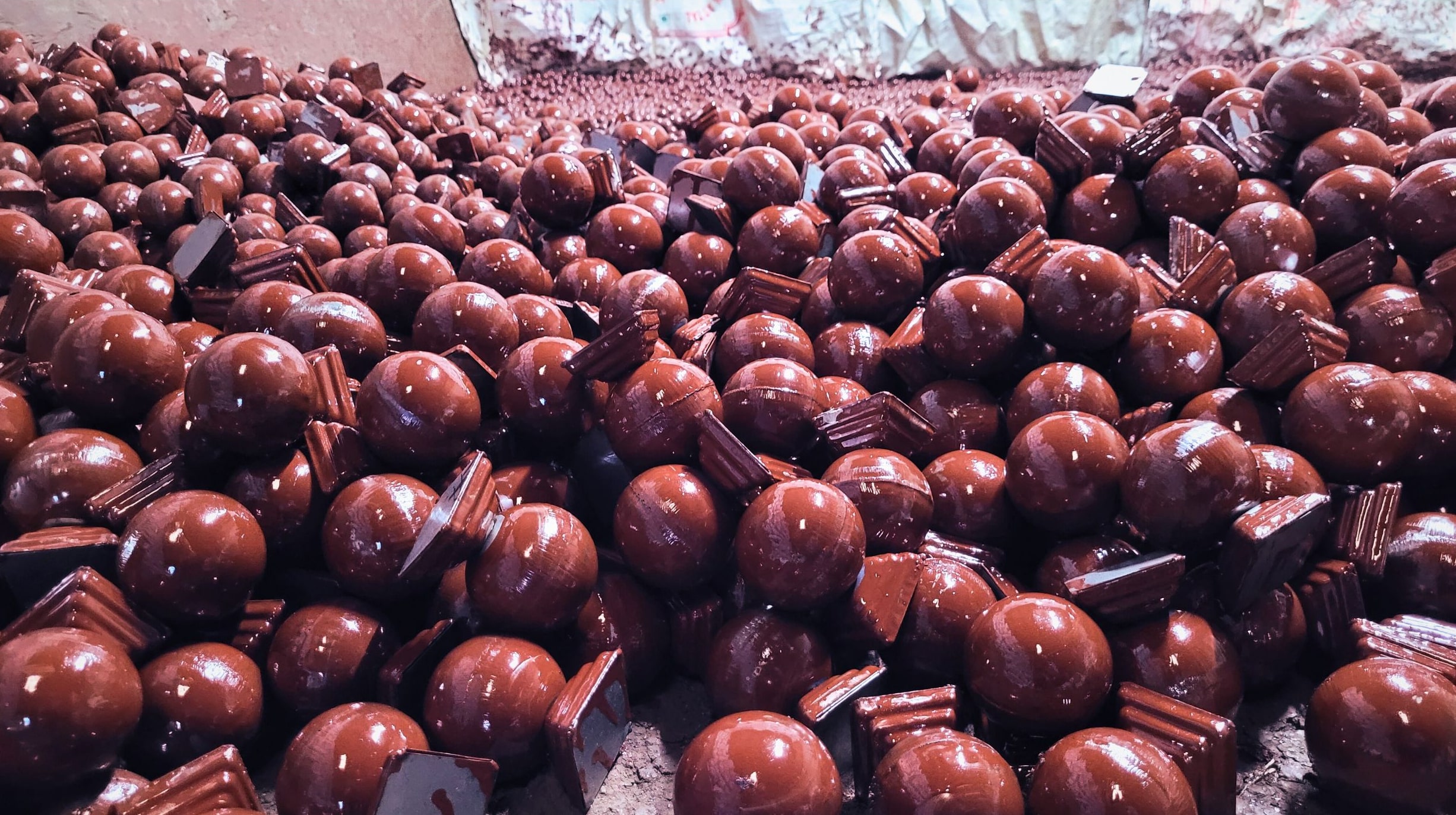 Bharat Forging And Engineering Works | Kurla MUM-070 | Leading Manufacturers of Hallow Balls, Stand Balls, Bhales, Solid Balls & All Fabrication Products Bharat Forging And Engineering Works in Kurla Mumbai-400070